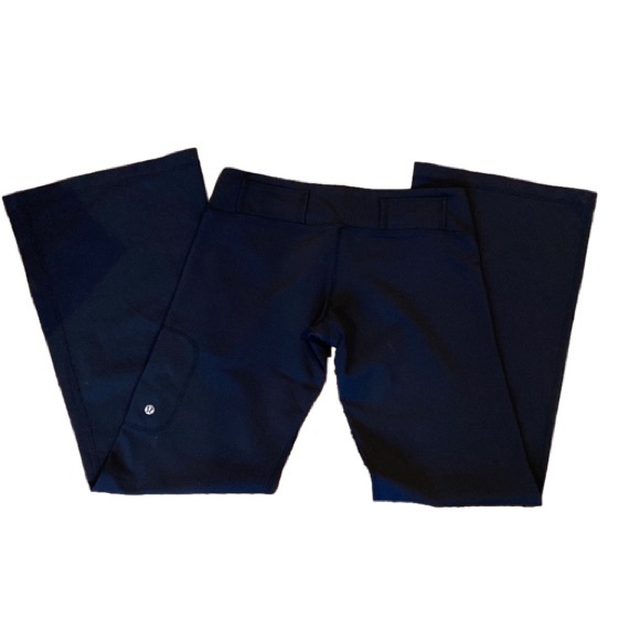Lululemon Black Flair Leggings with Zip Pocket | Likely a Size 12 - Picture 2 of 5